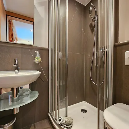 Aramis Apartment