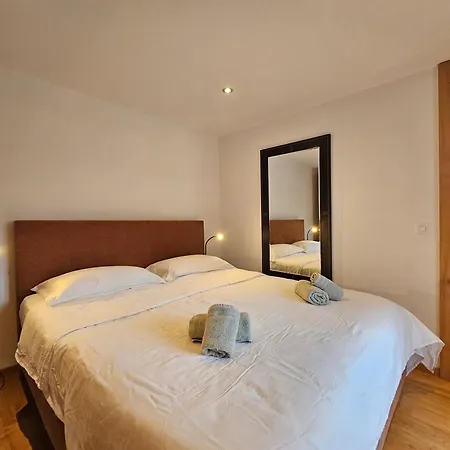Aramis Apartment *